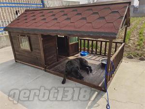 品質保証★ドッグハウス 室外 ドアと窓付きの犬用犬小屋 ホームタウン ドッグハウス テラス 屋外 木製 大型犬用 犬小屋 XL