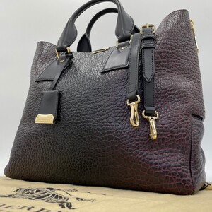 極美品 BURBERRY バーバリー トートバッグ ショルダーバッグ バッグ レザー 黒 赤 金具 2WAY A4収納可 メンズ