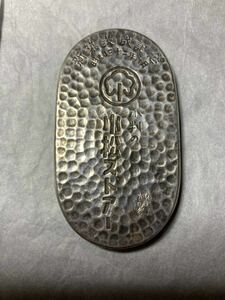 昭和32年銀座小松ストア落成記念の純銀製小判型小物入れ徳力 刻印