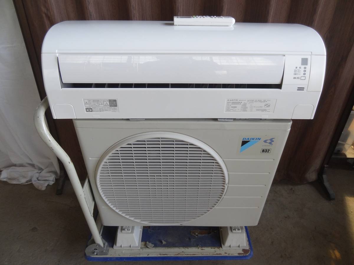 17年製 DAIKIN ダイキン ルームエアコン F25UTES-W□8畳程度