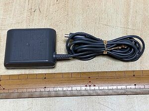 完動品　任天堂/NINTENDO　ニンテンドー　DS Lite　ライト　充電器　USG-002（JPN/USA）