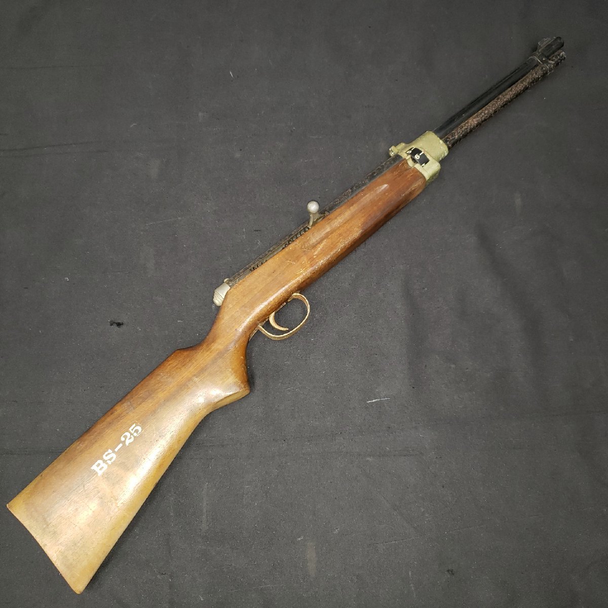 価格交渉可射的銃 ライフル BS-21 昭和レトロ 昭和レトロ】射的銃 ライフル コルク銃 BS-21 - メルカリ
