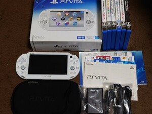 PS Vita PCH-2000 本体 ソフト6個 本体ケース 付属品　ホワ