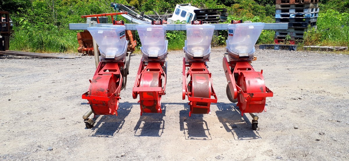 アグリテクノ クリーンシーダ RXG 施肥播種機 ホッパー6個 岡山から