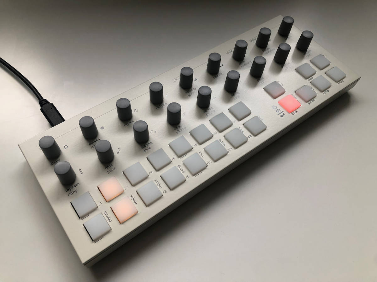 Blukac Endless Processor モジュラーシンセ Blukac Endless Processor— Clockface Modular