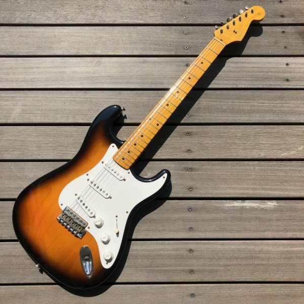 Fender japan st57
