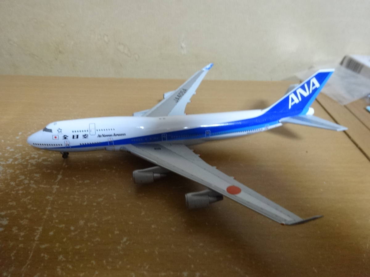 ANA 全日空商事 Ｂ747-400 お花ジャンボ 1/200 - 航空機