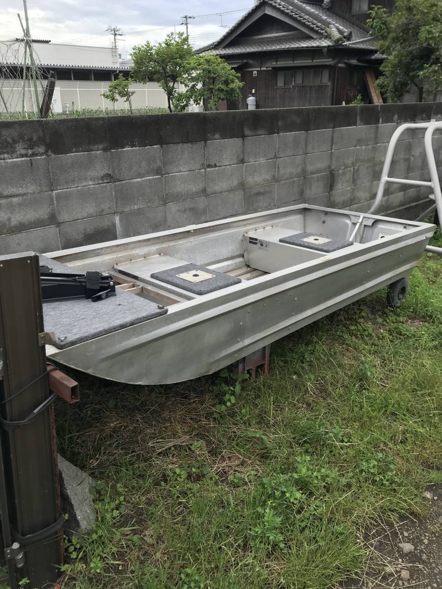 バス釣りアルミボート QUINTREX 中古