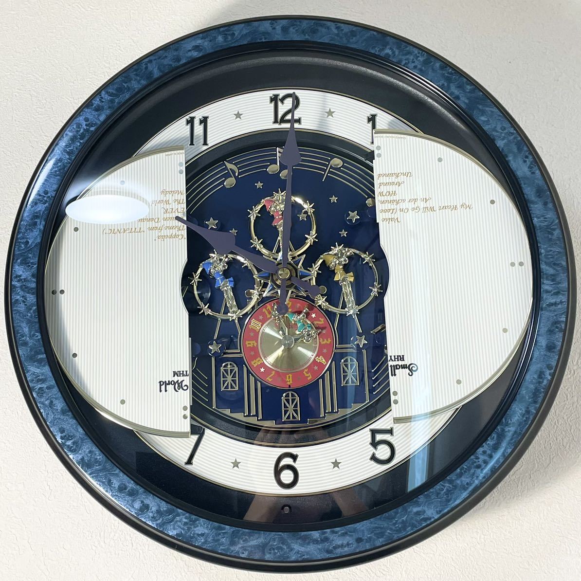 リズム時計 スモールワールドカーニバルタウン 4MH758RN からくり時計 