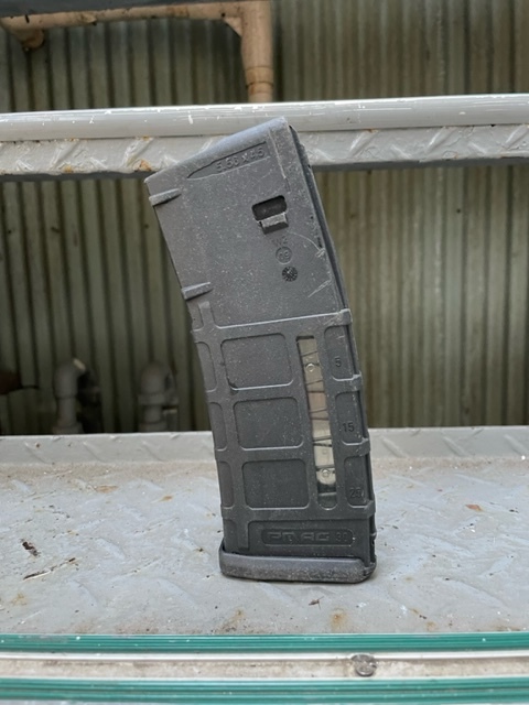 個人制作 複数手持ち有 米軍放出品 magpul マグプル PMAG FDE 実物外装