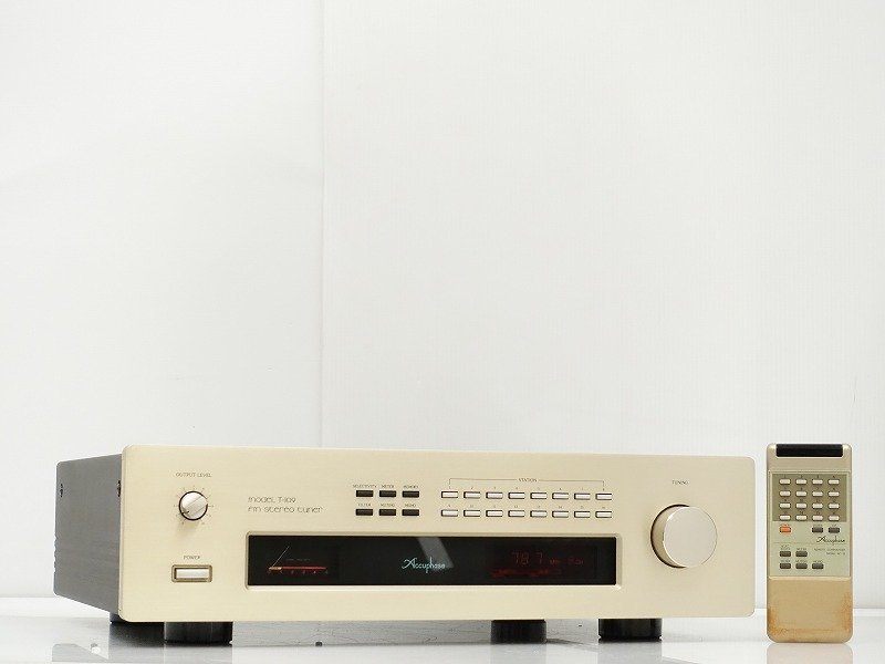 Accuphase FM