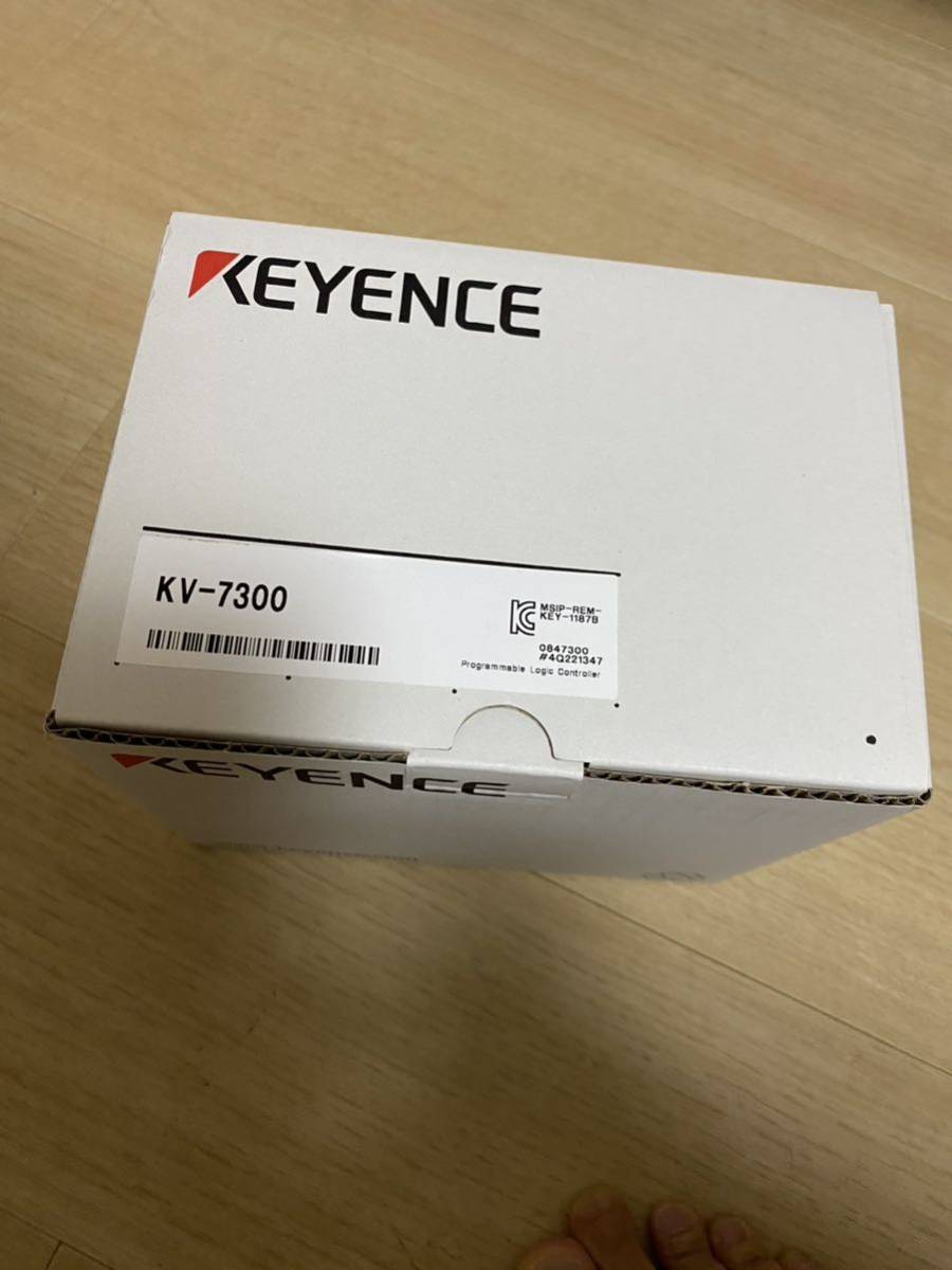 新品未使用未開封】KEYENCE KV-7300-