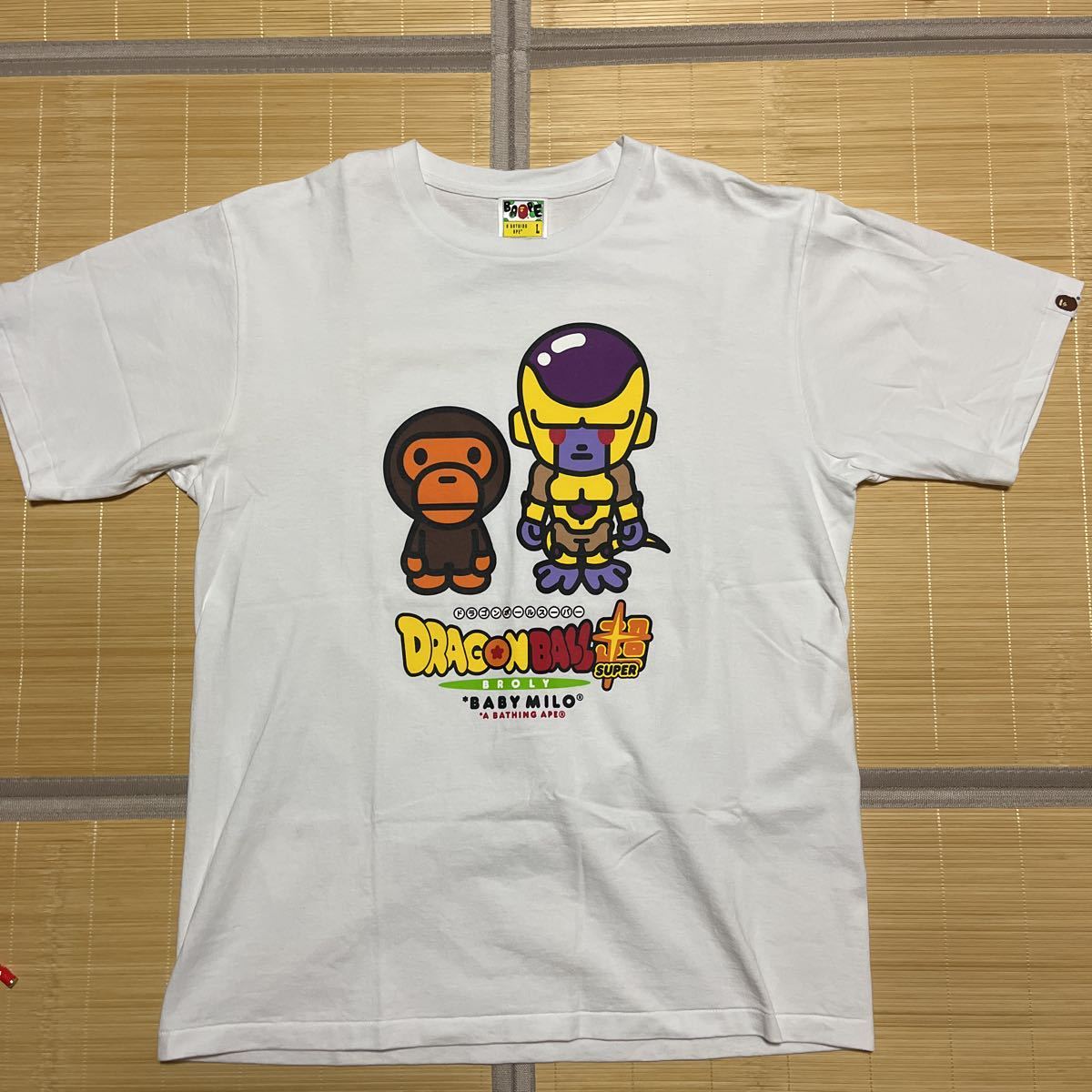 レアA BATHING APE × KAWS カウズMILOコラボ ハーフパンツ-