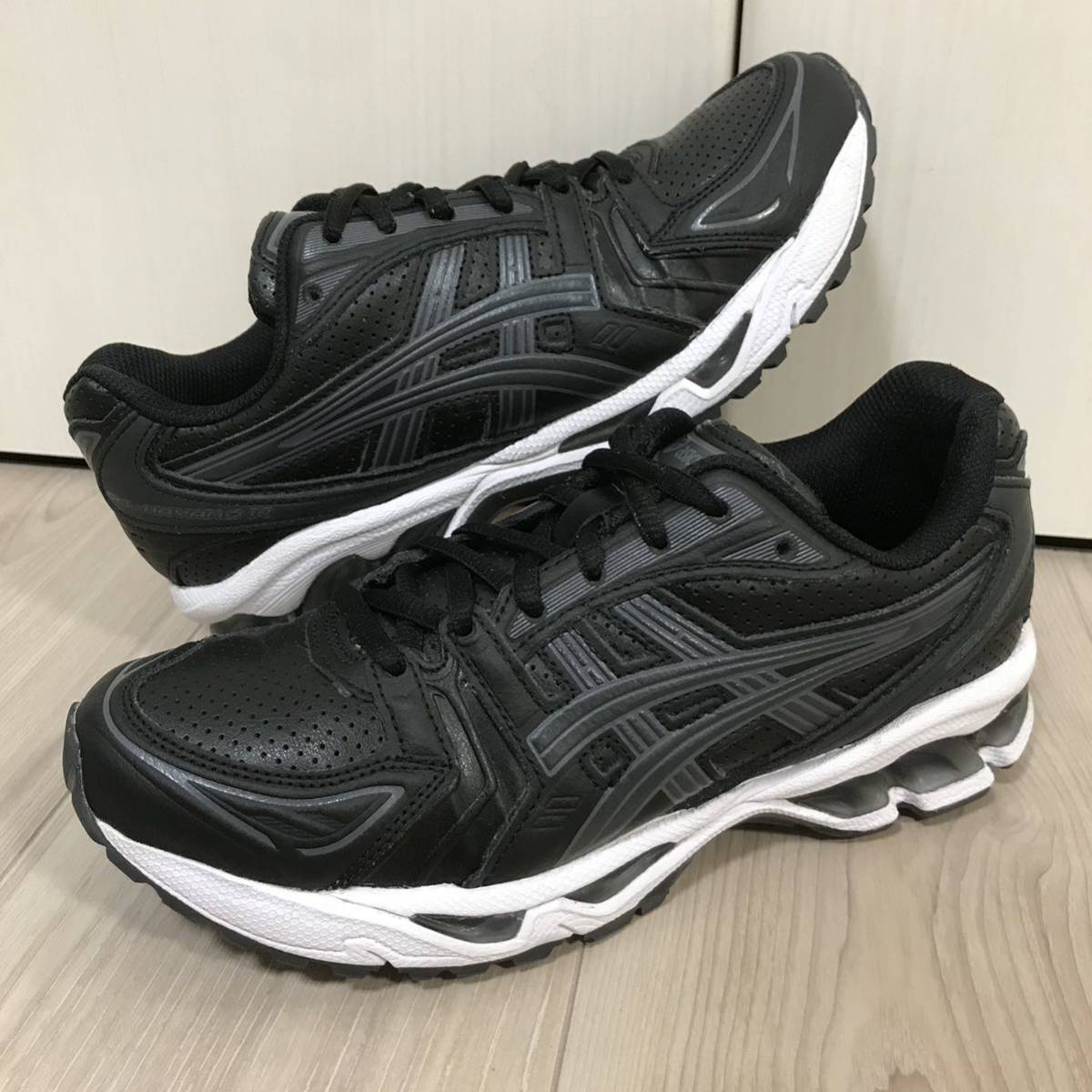 gel kayano 14