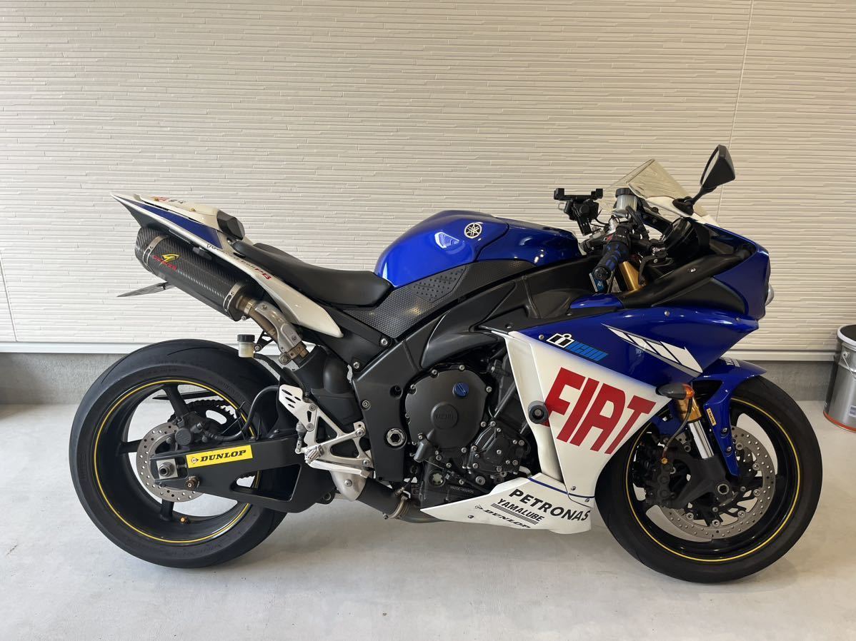 yzf r1