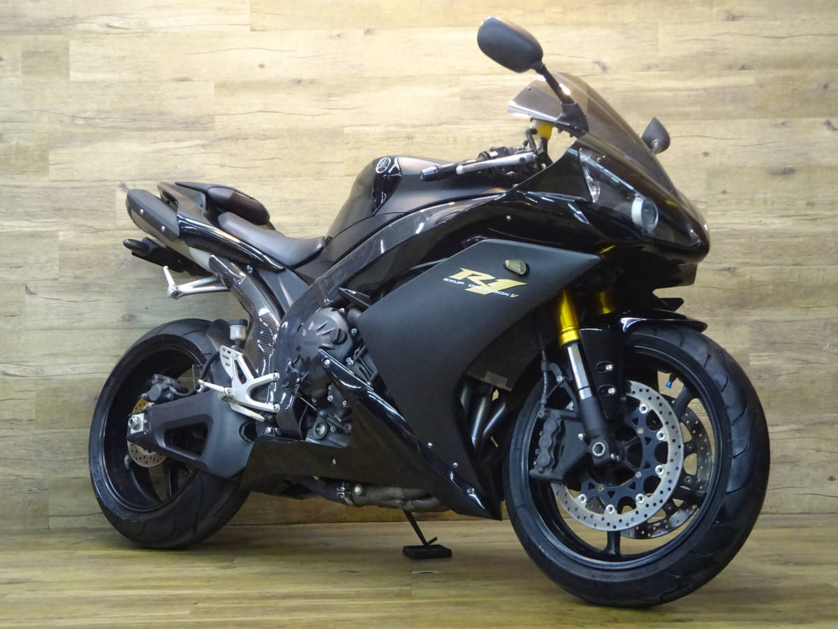 yzf r1