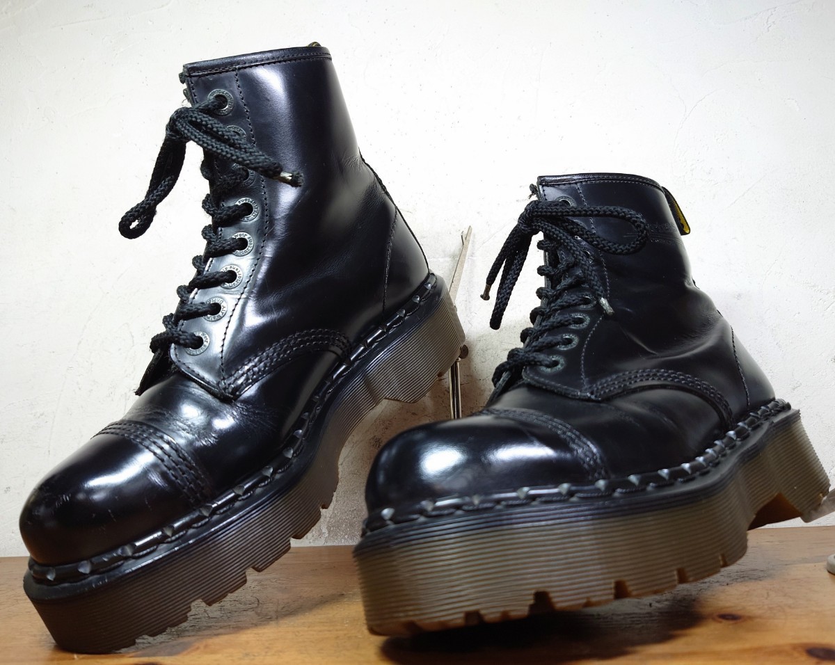 貴重 入手困難 英国製 ドクターマーチン Dr.Martens 8ホールブーツ