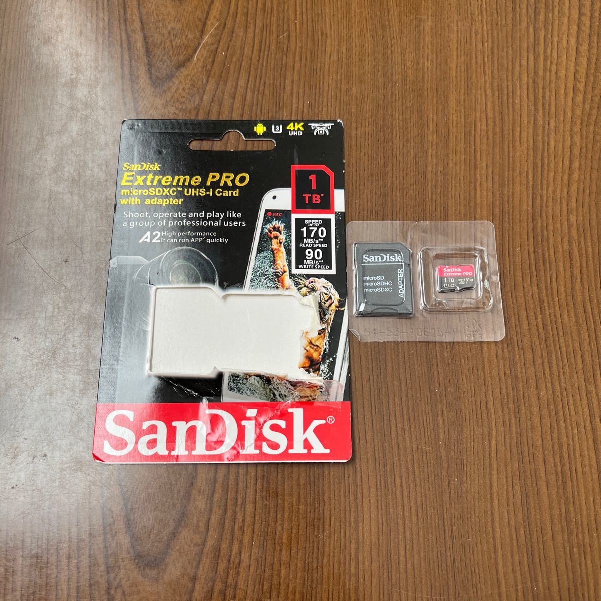 毎回完売 新品未開封 SanDisk SDSSDE61-1T00-J25 | www.artfive.co.jp