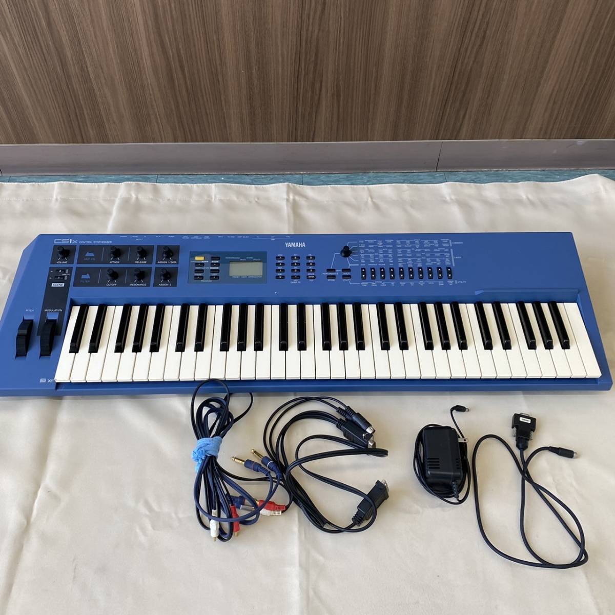 販売純正 YAMAHA CS1x シンセサイザー - 楽器/器材