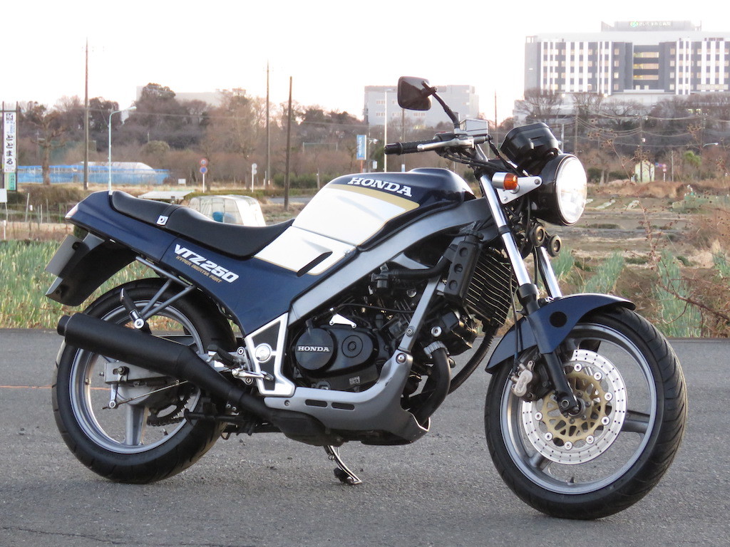 ホンダ vtz250 旧車 実動 - オートバイ車体