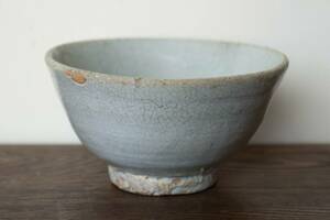 李朝　時代　粉青沙器　堅手茶碗