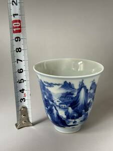 D07 中国唐物 大清康熙年製青花山水杯 茶道具 高6.6 口径6.5 底径2.6cm