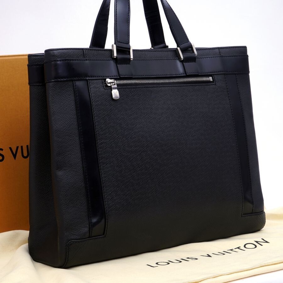 極美品】Louis Vuitton タイガ サテライト53 スーツケース