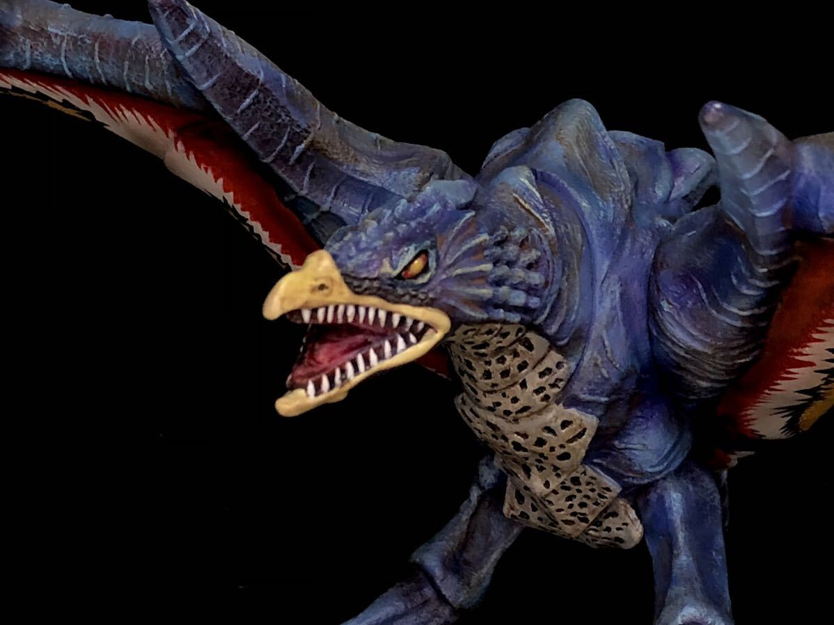 ウルトラ怪獣ソフビ リヴィジラ リペイント完成品 - メルカリ