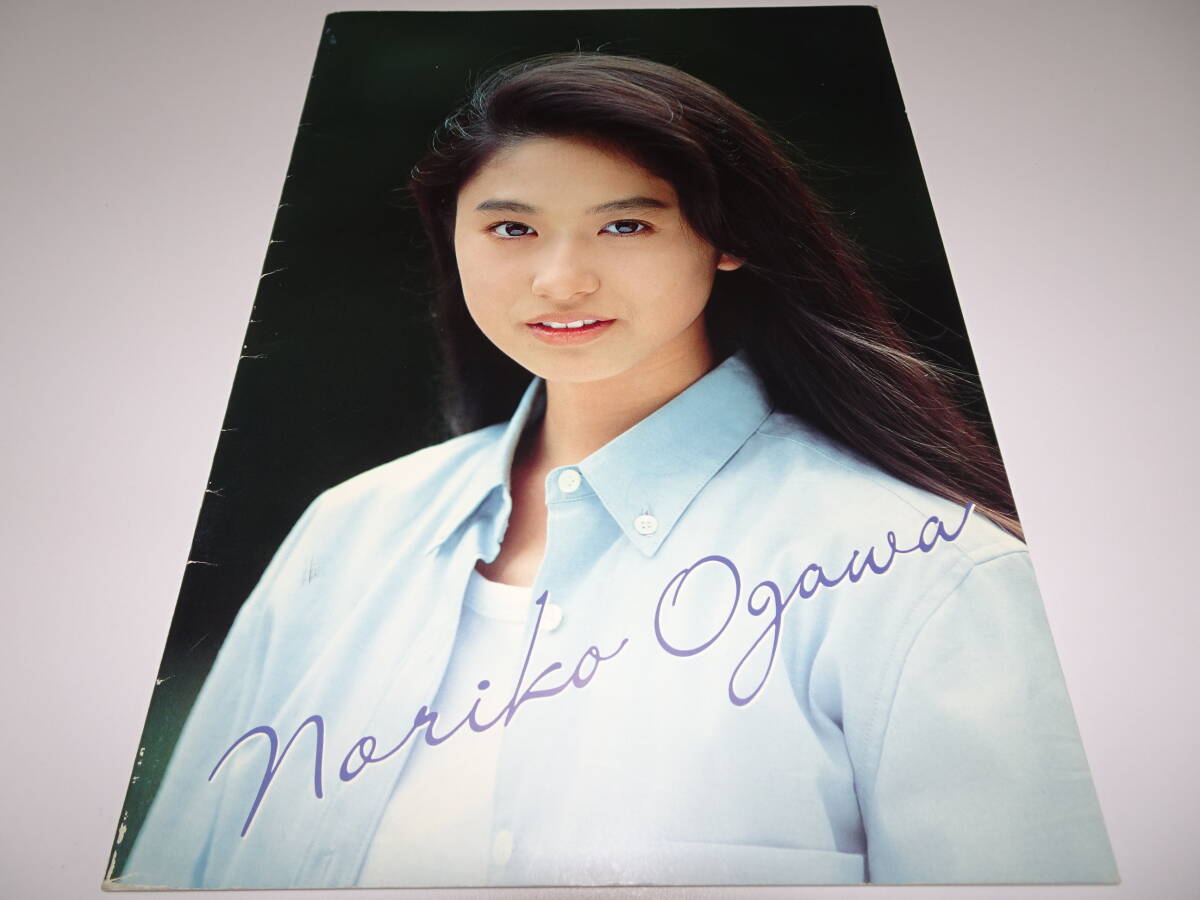 小川範子ひとり芝居 サイン入り VHS Amazon.co.jp: 小川範子ひとり芝居