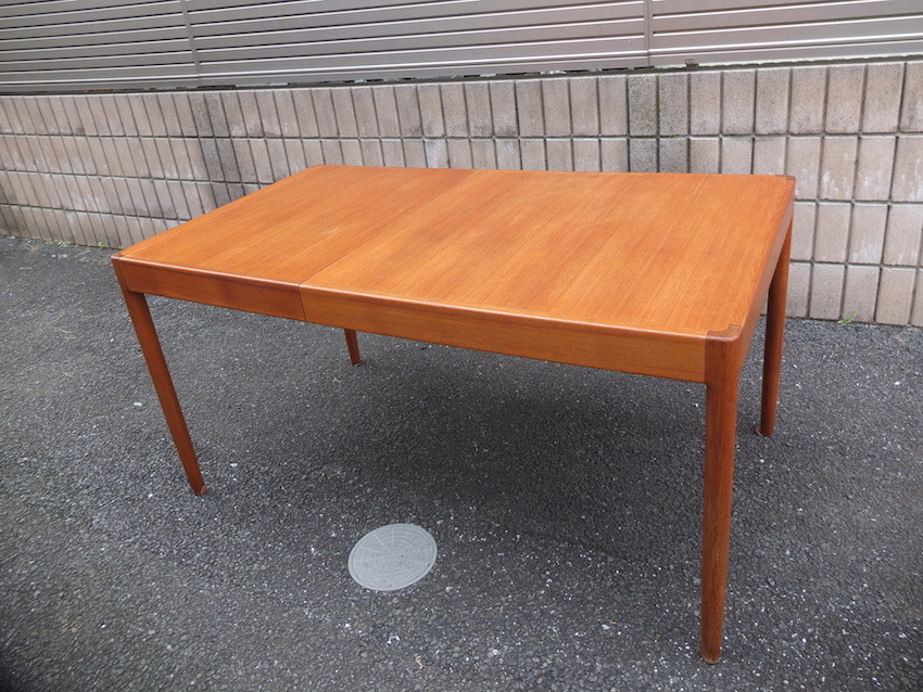 【半額】新品⚫伸縮テーブル Facebook
