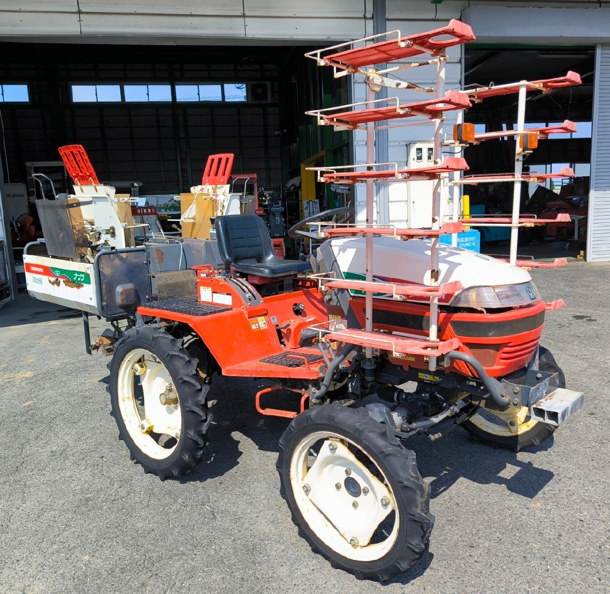 ヤンマー野菜移植機