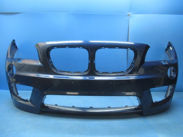 BMW X1 E84 純正 フロントバンパー 5111 2990185/51112990185　12-11Y 人気SALE，大人気 BMW X1 E84 フロントバンパー 51112990185
