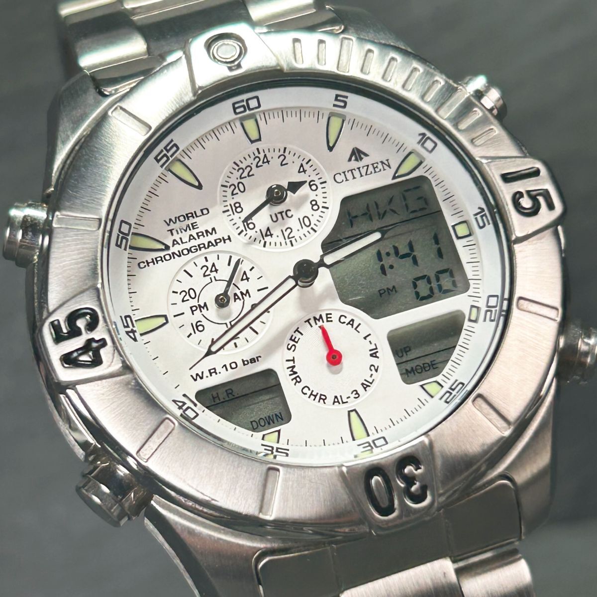 Citizen C300