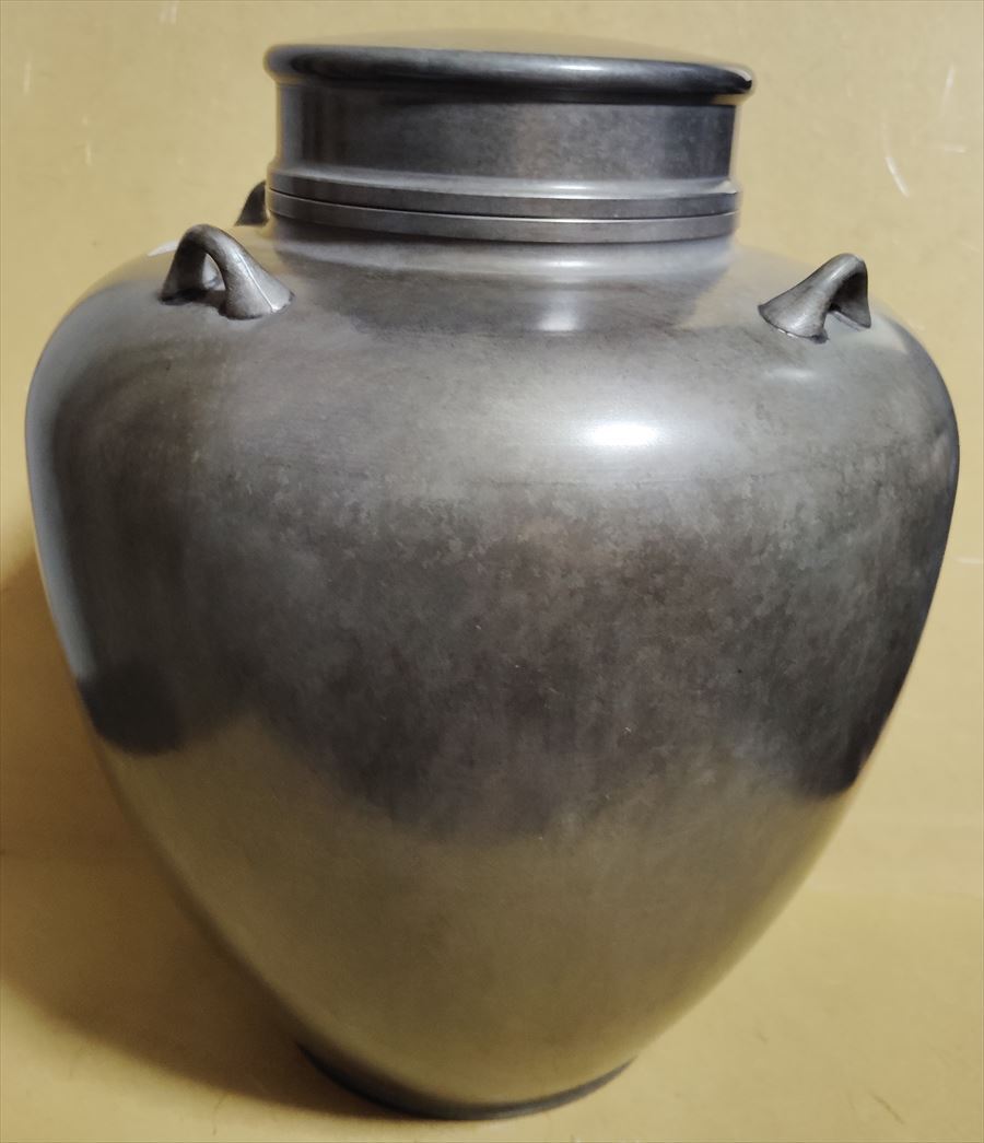 品味茶道具錫茶罐藏六造底款:藏六共箱寬約:8.5 高約:6.5CM 已售_大院裡