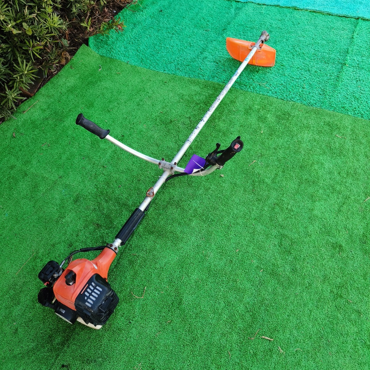 タナカ エンジン式草刈機 TB-27TSN ベルト付き