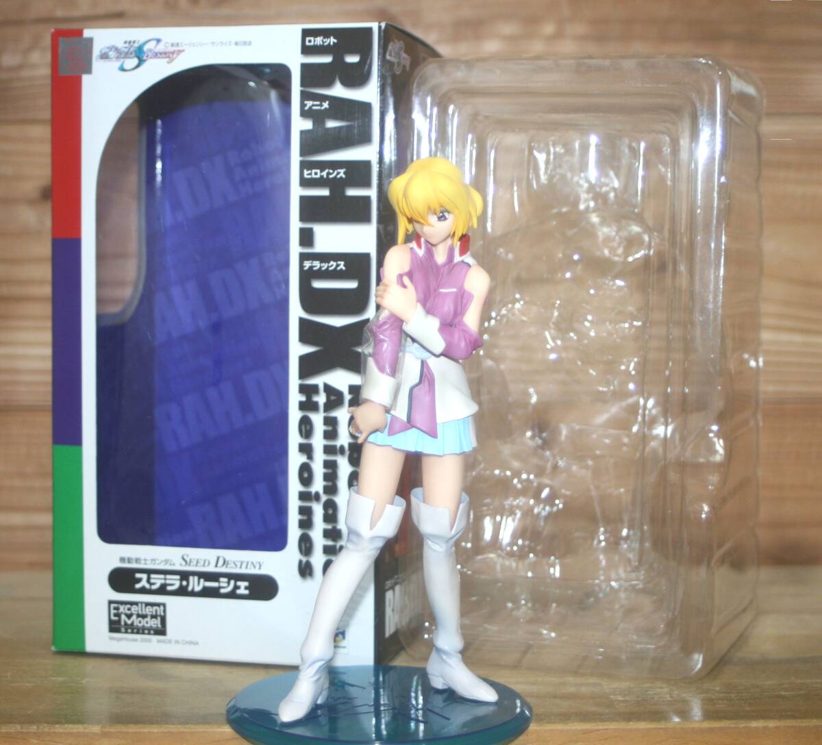 ラクス・クライン 艦長服Ver. ガレージキット アトリエ彩 キャラホビ