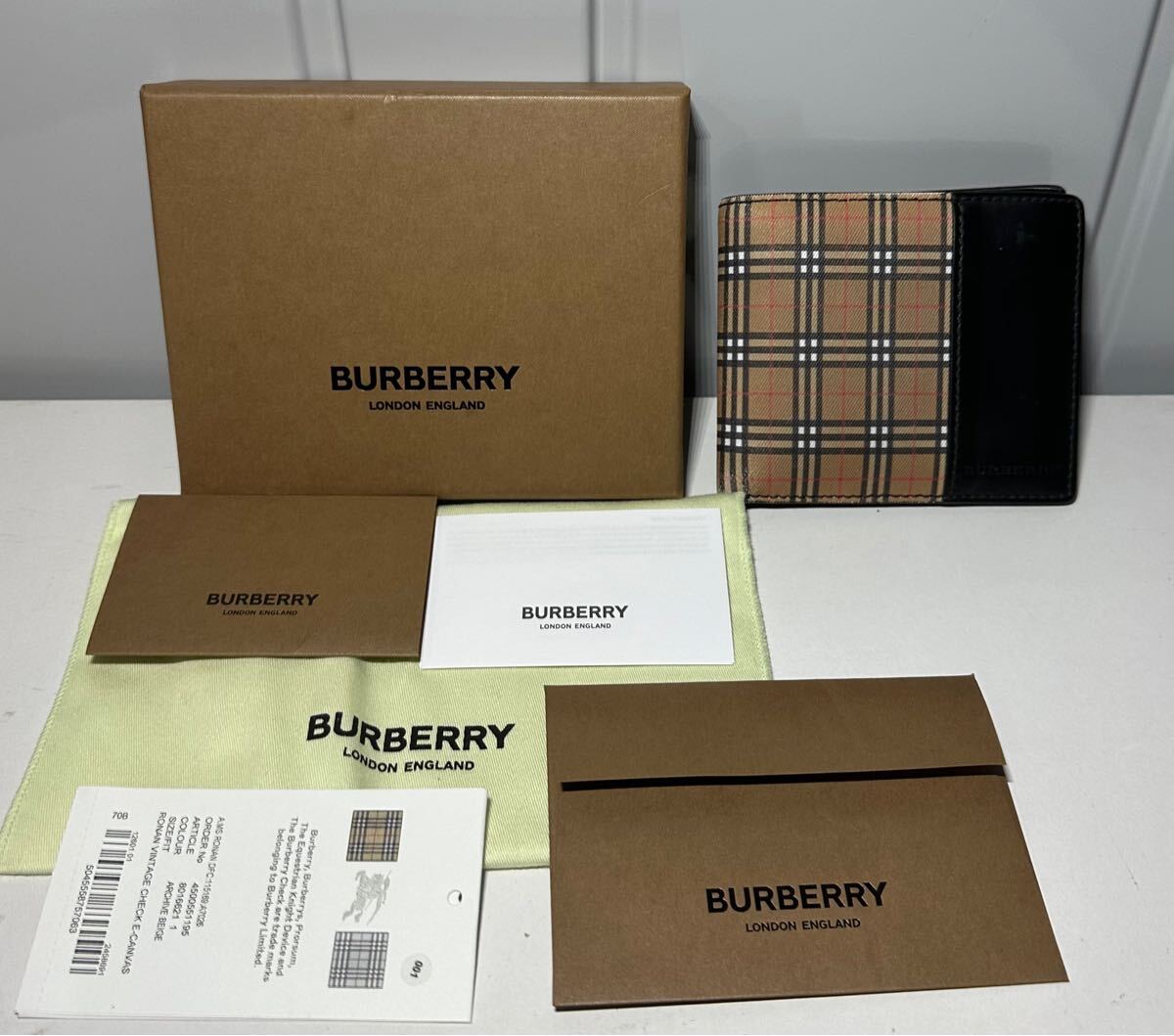 ☆新品未使用☆BURBERRY☆バーバリー☆長財布裏チェック付ナイロン・牛革・ブラック日本製箱無し /【Buyee】