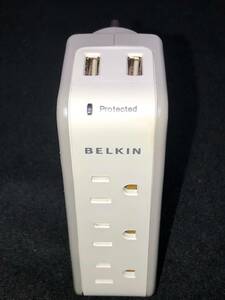 【美品】BELKIN Mini Surge Protected Devices with USB Charger