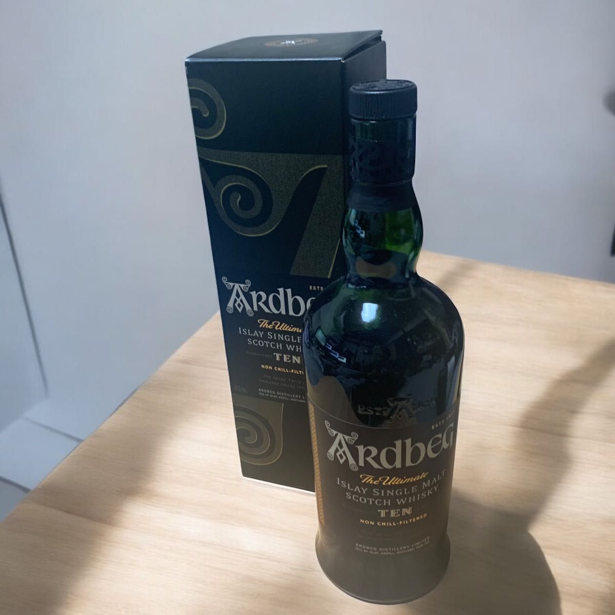 Ardbeg TEN ウェアハウスBOX付き アードベッグ 10年 シングルモルト 