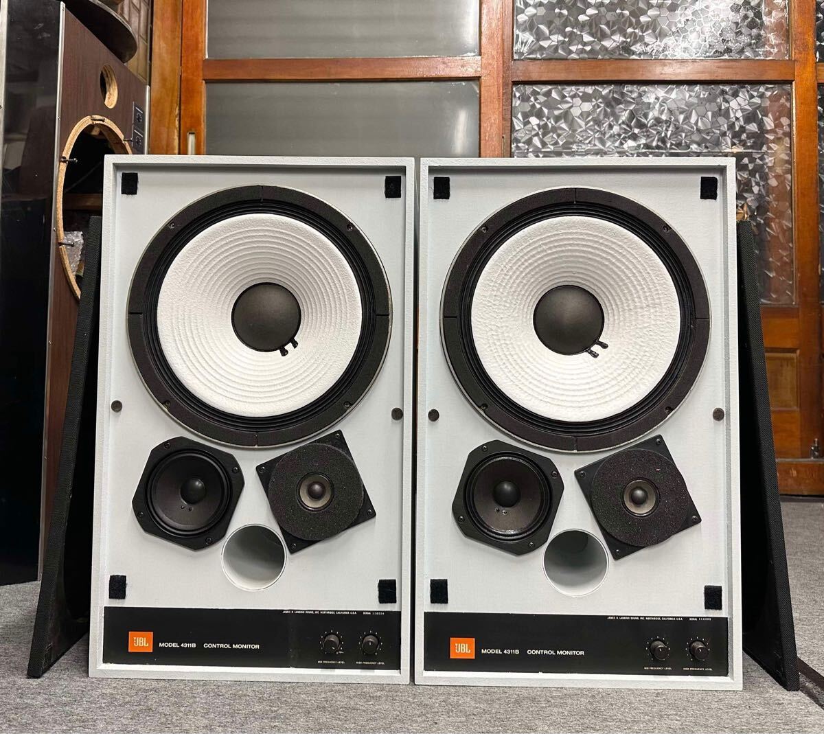 jbl4311