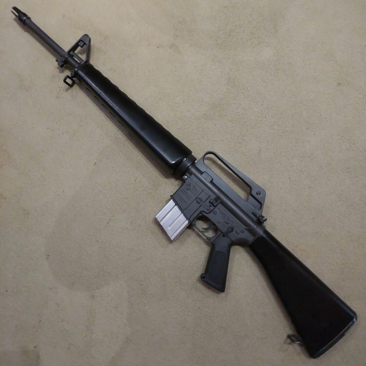 コクサイ m16