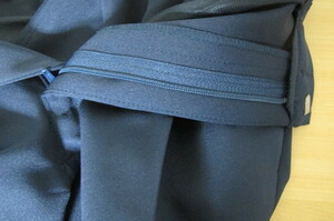 ★小学生女子制服　冬　紺スカート 6本ヒダ 　サイズ１６０Ａ 　新品 ポリ100％