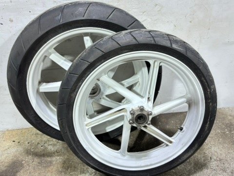 ぽっこにゃん様専用NSR250R フロントマグホイール - メルカリ