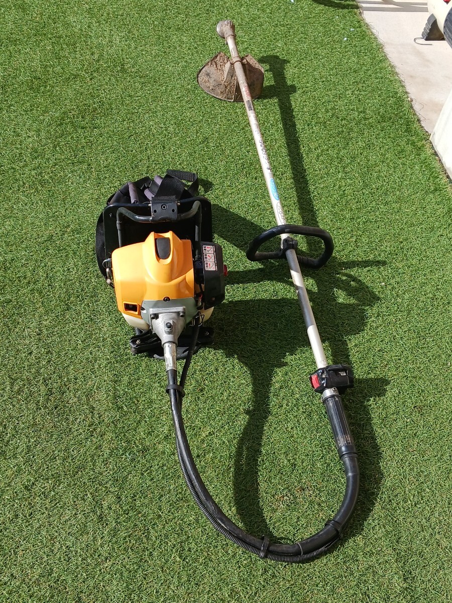 草刈機 リョービ RYOBI EKK-260A 25.4㏄ 軽スタート 刈払機 草刈機 リョービ RYOBI EKK-260A 25.4㏄ 軽スタート 刈払機