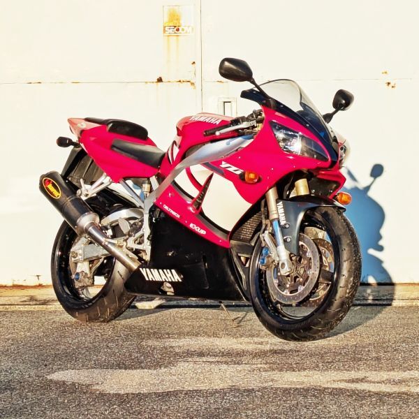 タミヤ 1/12 ヤマハYZF-R1M 